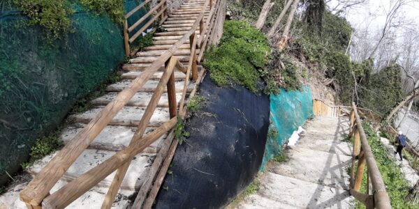 Scalinata Via Orientale e Largo Chiesa - 1